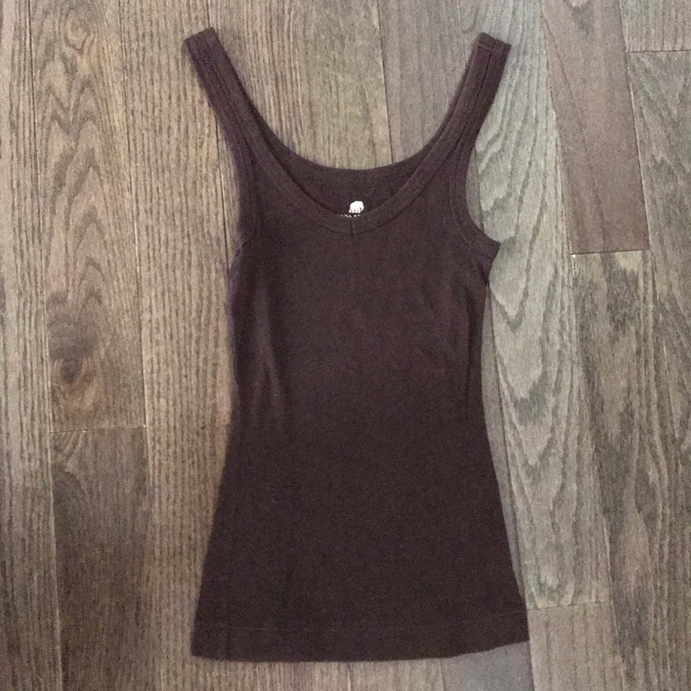 Dark brown tank top.